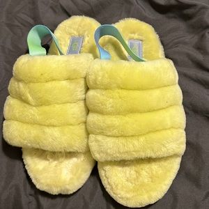UGG Fluff Yeah sandals